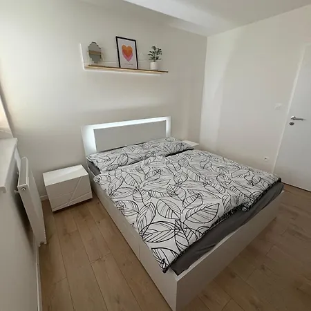 Apartamento Topolcianska-apartment